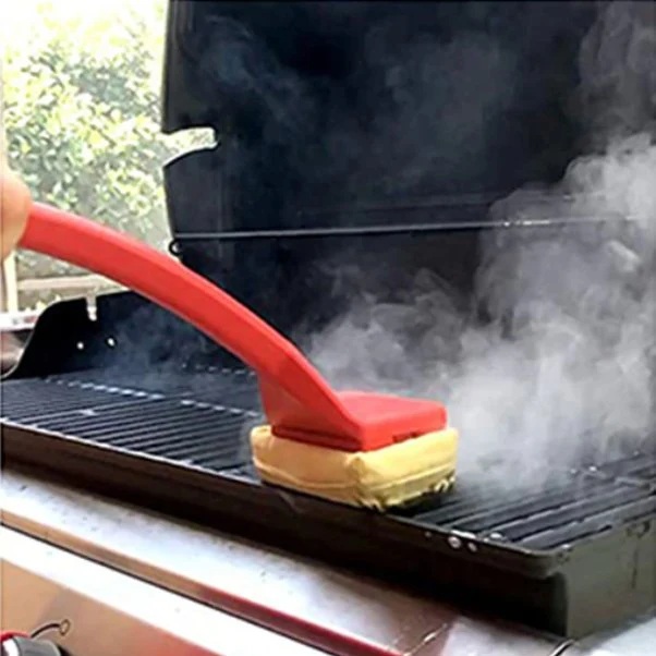 A escova mágica para churrasco: Limpe com facilidade graças ao poder da fibra de aramida! - Image 2